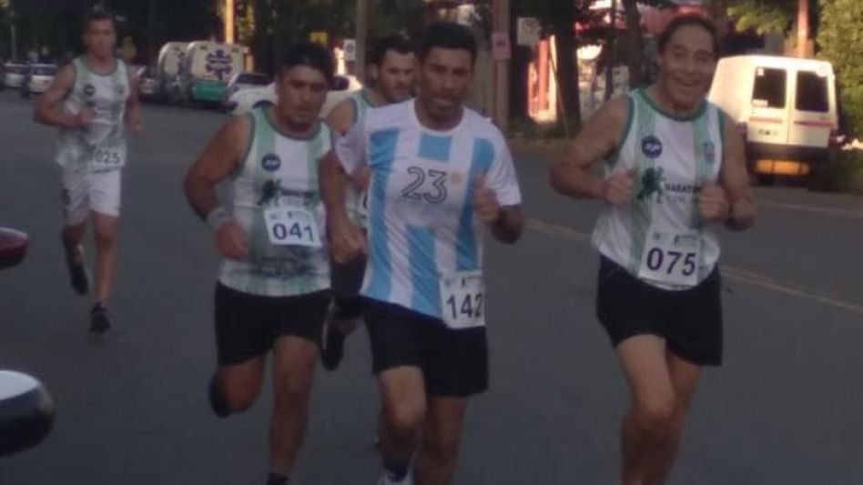 Atletismo: Lucrecia Iturburúa y Luciano Sosa se impusieron en la Maratón de Cesuar