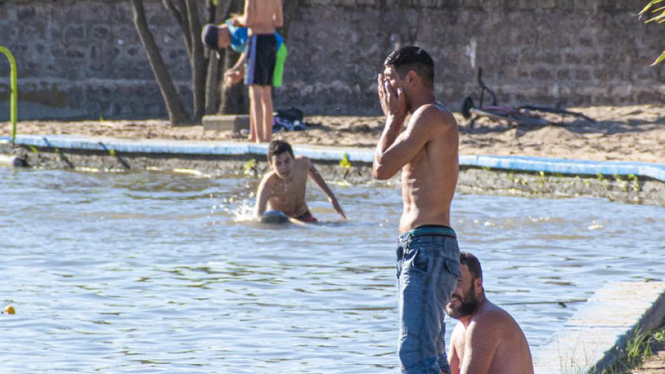  Azul es una de las ciudades a las que el Servicio   Meteorológico Nacional declaró bajo ola de calor 