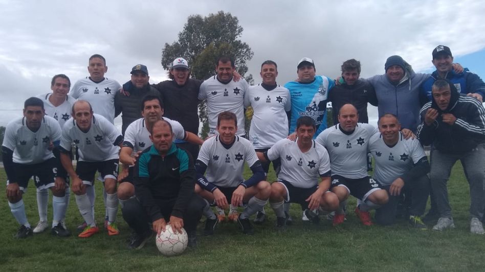 Athletic y Chacarita, el segundo y el tercero de la Liga local de mayores de 35 años, jugarán un duelo importante de cara a la clasificación a la tercera fase la Copa Argentina Senior.