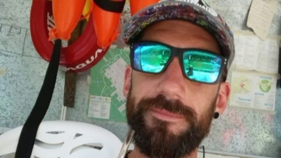 Matan al hijo de una concejala y balean al de una fiscal en un campo
