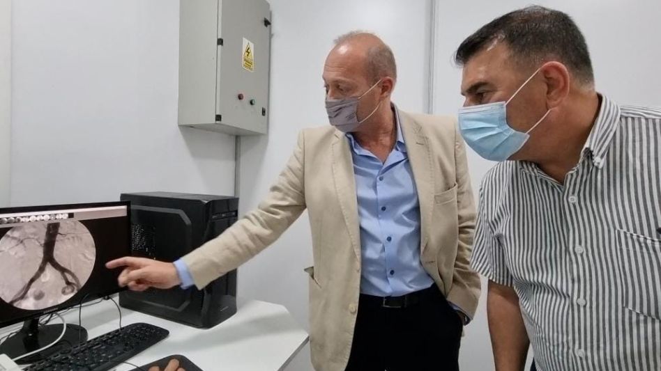 Maraschio, Bernardi, Bertellys y Sottile ayer en un tramo de la inauguración del nuevo servicio de Alta Complejidad Cardiovascular.