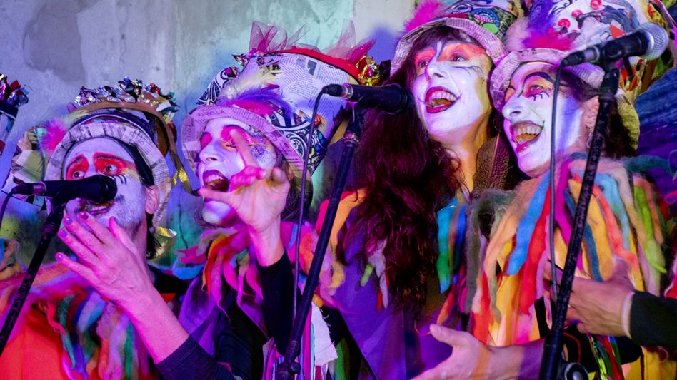 La murga local presentó un variado repertorio. 