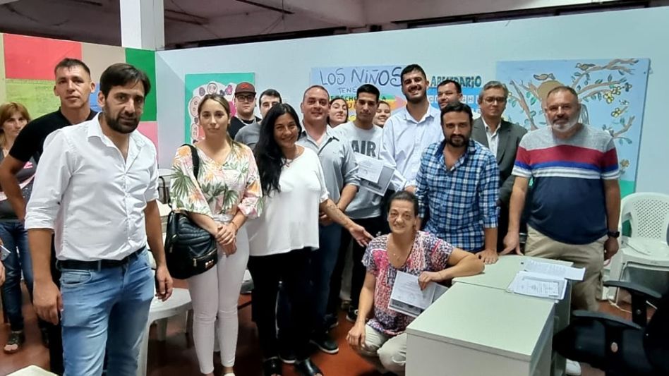 Entrega de certificados del Curso de Controlador de Admisión y Permanencia