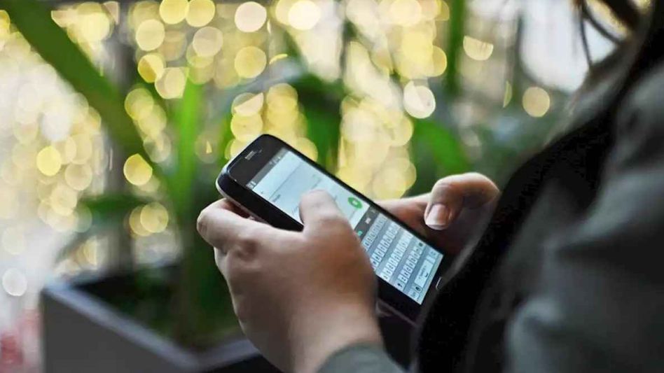 Autorizan nuevos aumentos para teléfonos, internet y TV