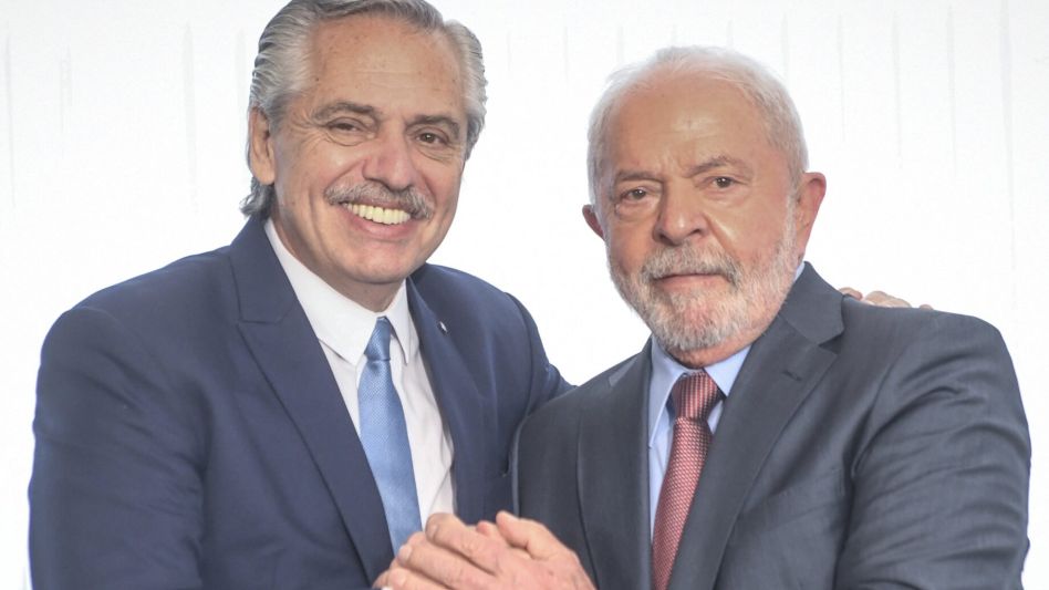 Fernández se reunió con Lula y habló de "institucionalizar" el vínculo entre Argentina y Brasil