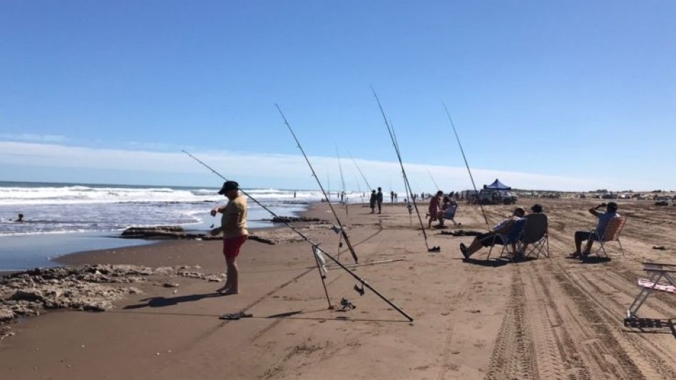 Locura por un torneo de pesca de 24 horas que reparte 50 millones de pesos. Foto: archivo gentileza Facebook Corvina Negra.