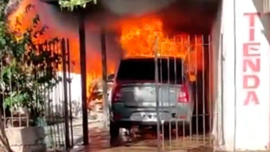 "¡Me mata, me mata!": un hombre prendió fuego a su pareja y la asesinó