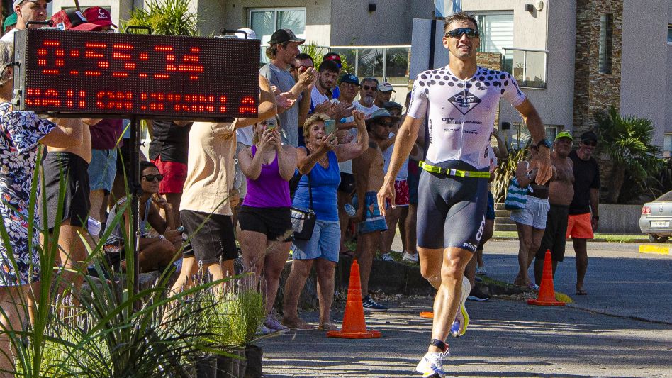 Gerónimo Dhereté, que venía de ganar en Mar del Plata, ganó por primera vez en esta ciudad, donde cortó una racha de más de 30 años sin que ganara un representante local. Foto: Nacho Correa.
