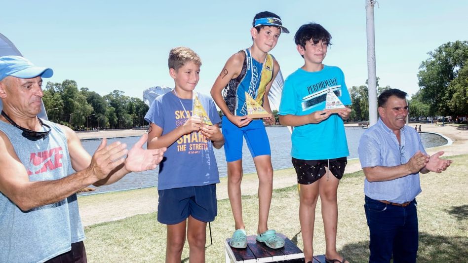 Pasó otra edición del Triatlón Infantil de Azul