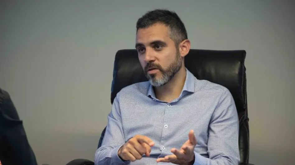 Para Girard, "el PRO está financiando su proyecto presidencial quitándole recursos a las provincias"
