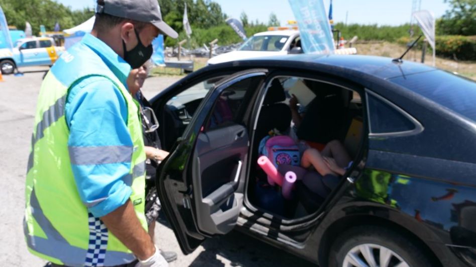 Seguridad vial: el uso correcto de sillitas reduce en un 70% la probabilidad de mortalidad infantil