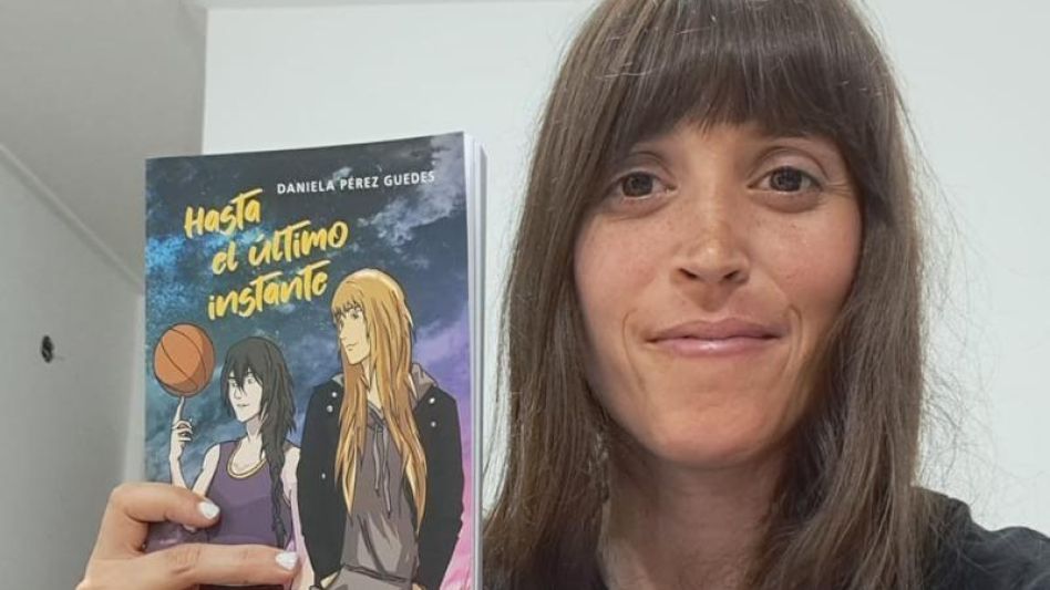 Daniela Pérez Guedes, autora de - Hasta el último instante - , novela de reciente aparición editada por Dunken.
