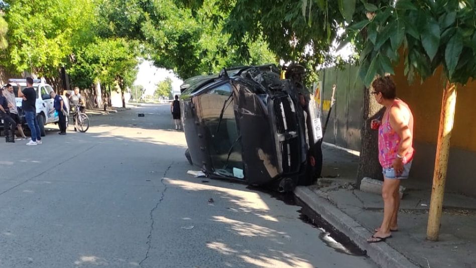 Volcó una camioneta