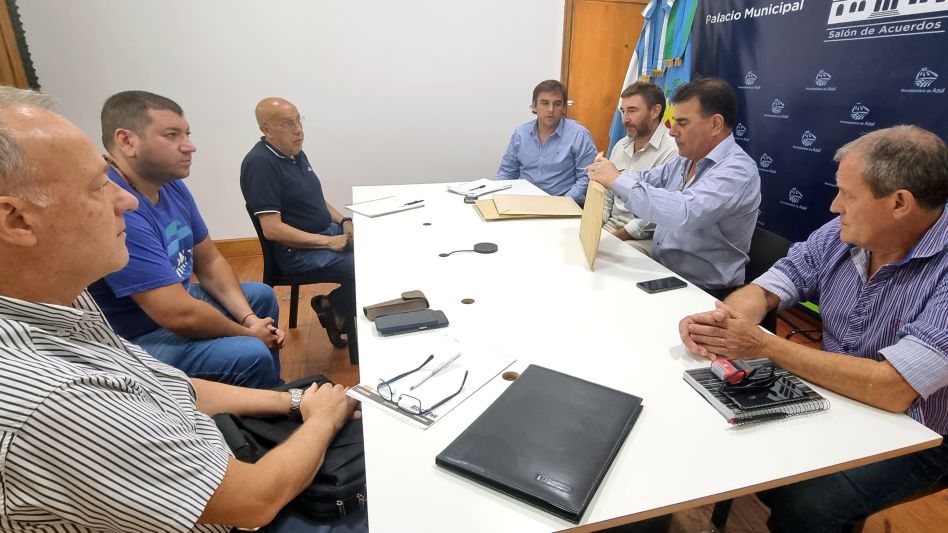 Apertura de sobres de la licitación para la adquisición de maquinaria vial