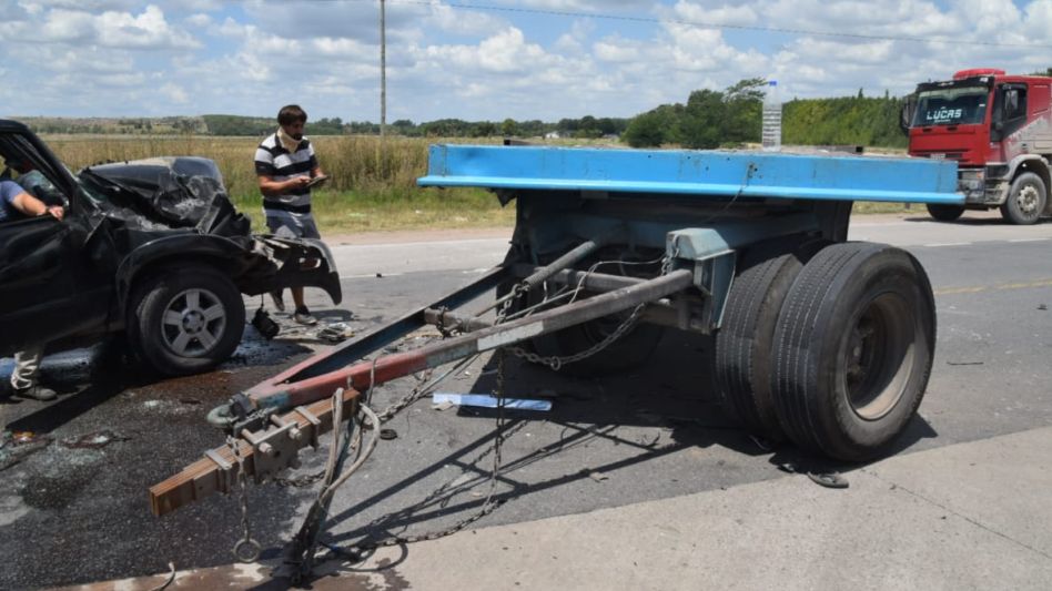 Transportista de nuestra ciudad protagonista de fortísimo choque en Ruta 51 y autopista Fortabat