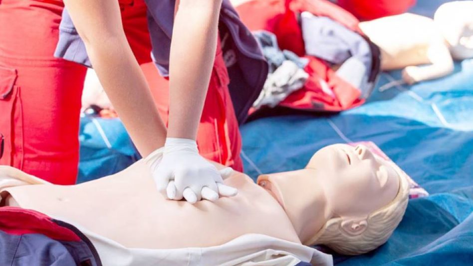 Reanimación cardiopulmonar, una maniobra altruista que salva vidas y no mata