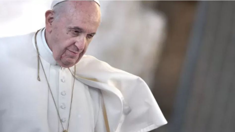 El Papa criticó la economía argentina, habló de su salud y pidió recibir a los homosexuales en la Iglesia