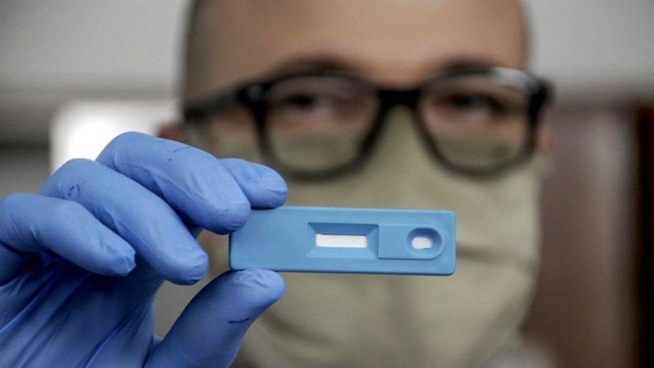 La OMS resolvió mantener el nivel de alerta máximo por la pandemia
