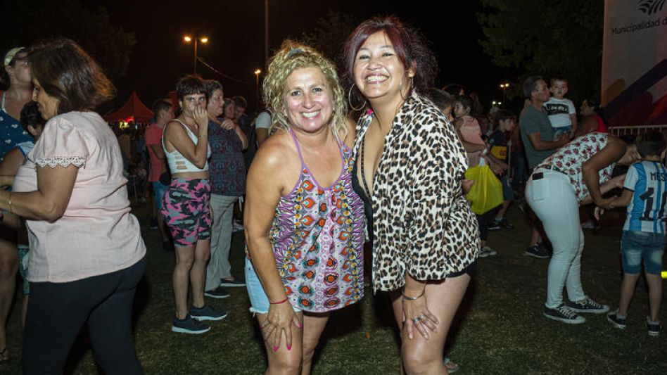 Algunas imágenes de las festivas jornadas que se vivieron el sábado y domingo en el Balneario. NICOLÁS MURCIA      