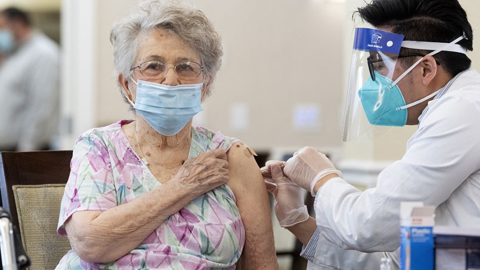 Coronavirus: menos de 5 mil casos detectados y 27 fallecidos en la última semana