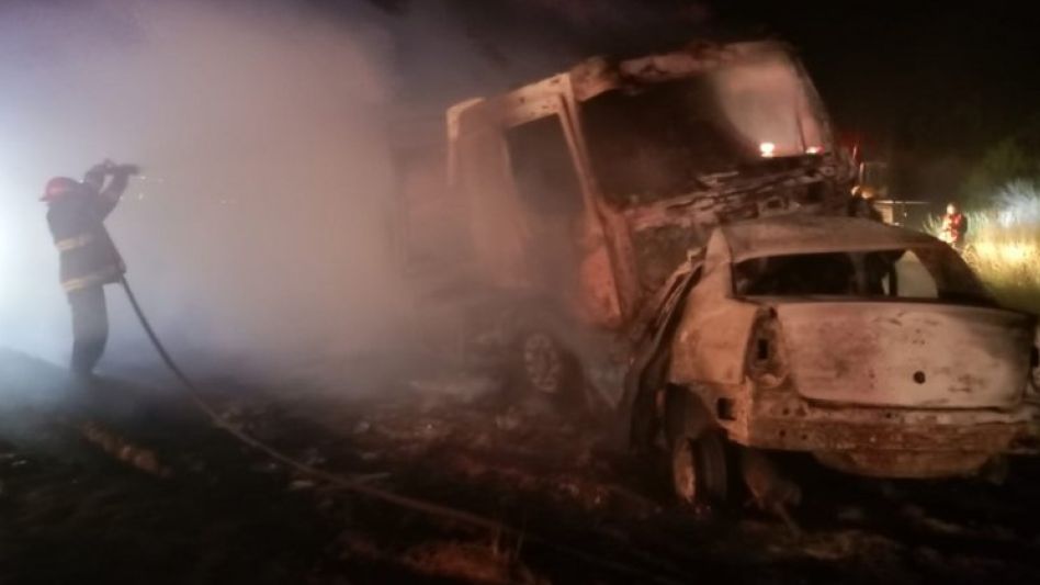 Tres muertos al chocar un auto y un camión en la ruta provincial 51, en el sur bonaerense