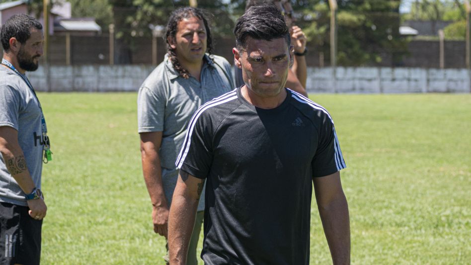 En el entrenamiento de ayer de Chacarita Juniors se produjo la presentación de Alustiza. Foto: Nicolás Murcia.