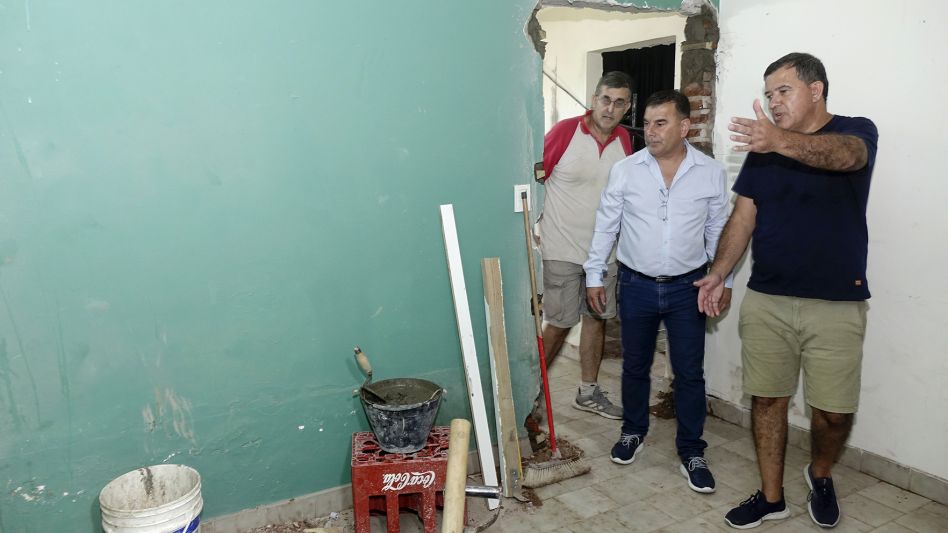 Avanza la obra de refuncionalización de los baños en la Escuela de Música