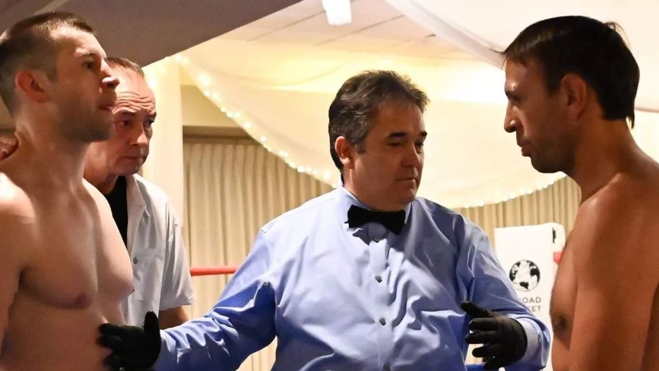 Pablo Oliveto (derecha) perdió frente al estadounidense James Perkins.