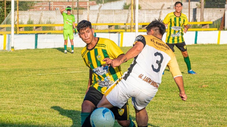 Piazza le ganó a San Martín de Sierras Bayas por 4 a 2, en su debut en el cuadrangular Entre Ciudades. FOTO: NACHO CORREA 