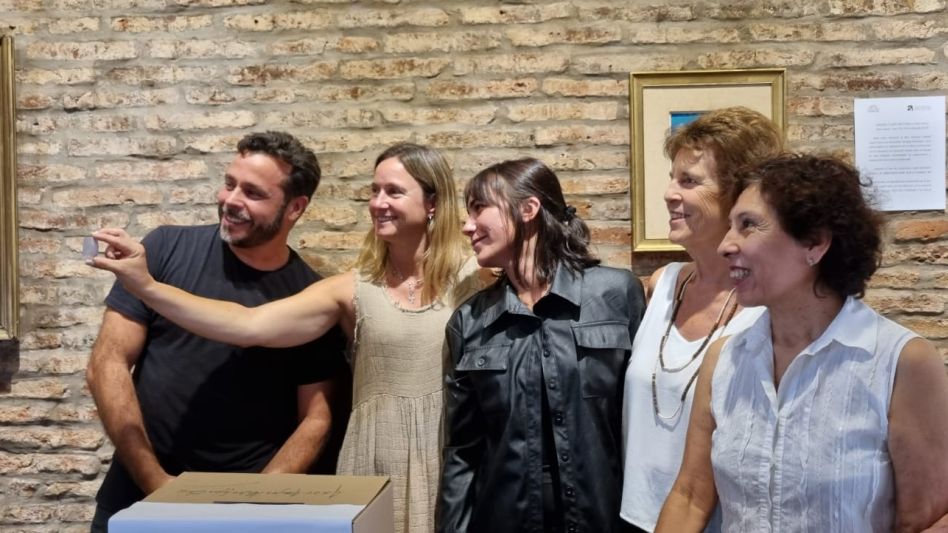 La pieza es un óleo de 18 x 24 cm y ahora pertenece a Alfredo Vivarelli. PRENSA MUNICIPAL 