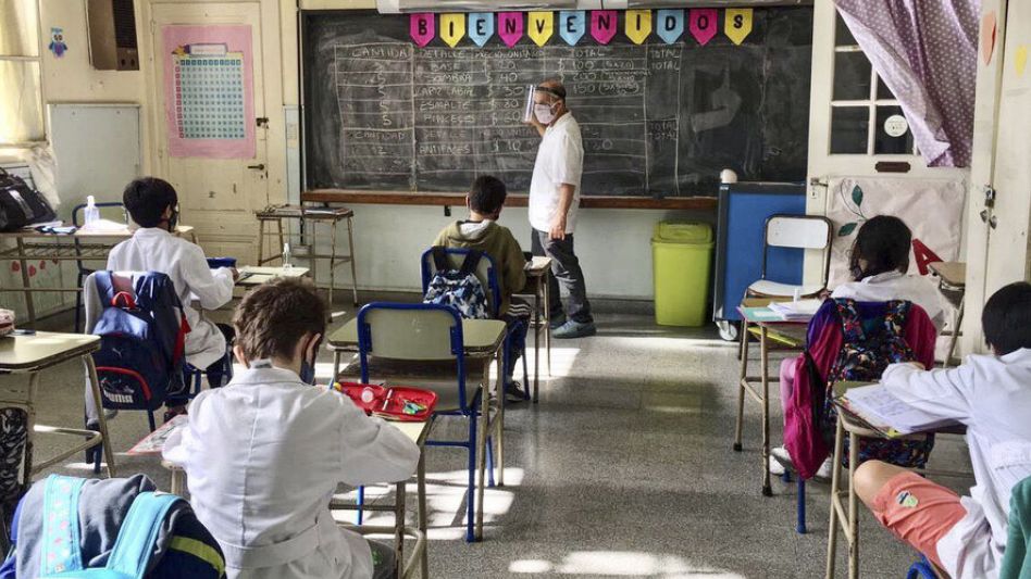 Paritaria docente: se ofreció un 40% para el primer semestre del año