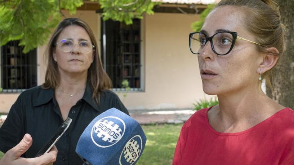 Giosa y Nazabal durante el contacto que tuvieron con los medios locales en la previa a las actividades que se concretaron el viernes pasado. FOTO: NICO MURCIA