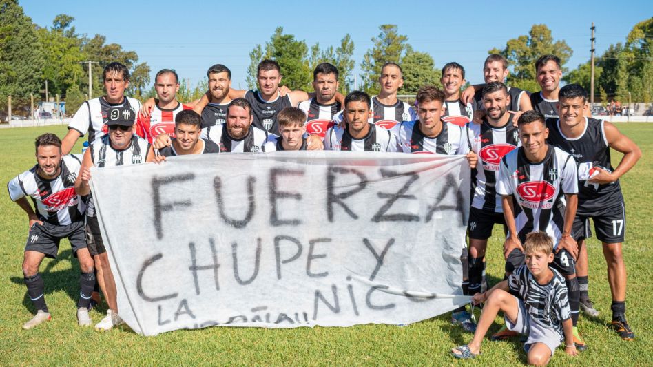 Alumni Azuleño visitará a clásico rival, Azul Athletic, en uno de los encuentros más atrayentes del domingo. FOTO: NICOLÁS MURCIA.