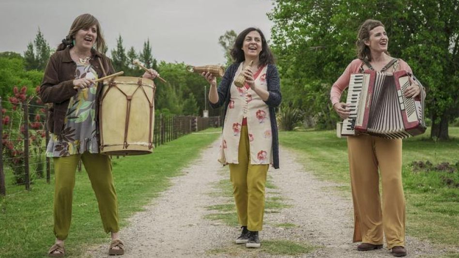 Fulanas Trío está conformado por Silvina Cañoni, Cecilia Picaroni y Rosario Palma. 