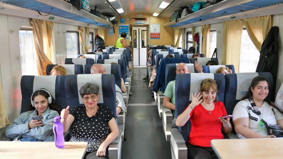 Vuelve el servicio de tren que une Constitución con la localidad de Bahía Blanca
