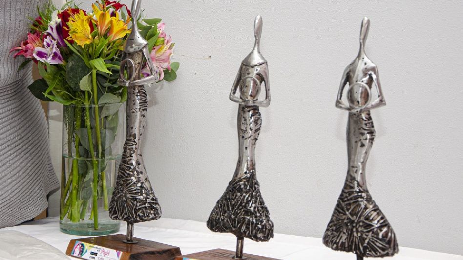  Las elegidas al distinguido premio "Silvina Grierson"   