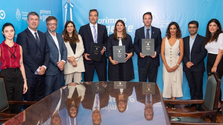 Todos los actores que presenciaron y participaron de la reunión encabezada por el actual ministro de Justicia y Derechos Humanos de la Nación, Martín Soria. GENTILEZA/UNICEN