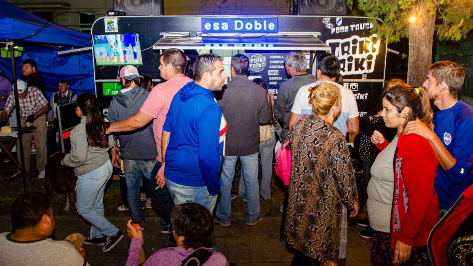 Los food truck estaban ubicados sobre calle Cáneva. 