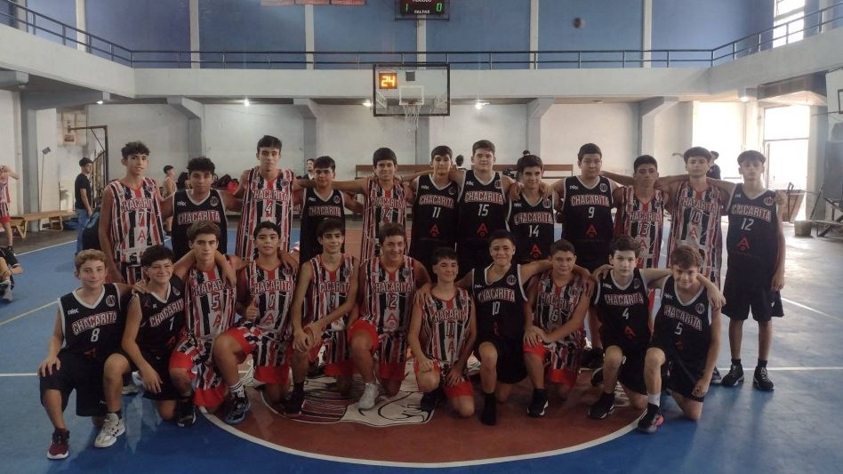 Formativas: el domingo pasado se enfrentaron los dos equipos de Chacarita, el ?Negro? y el ?Rojo?. Foto: gentileza Facebook Chacarita.