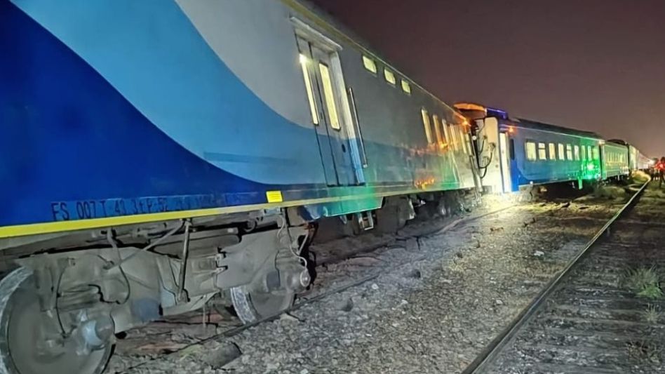 Descarriló un tren de larga distancia con 247 pasajeros en Olavarría