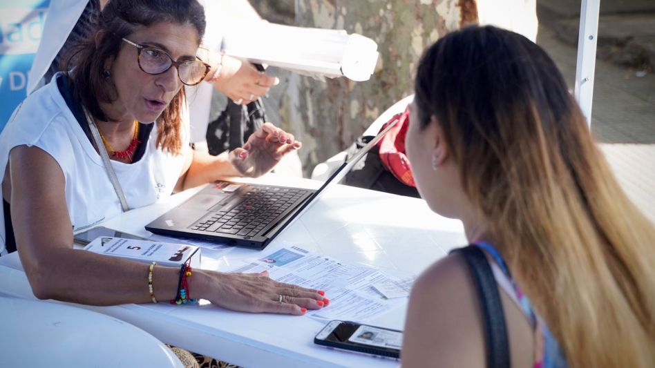 El Frente Renovador bonaerense lanza un operativo para sumar hogares de la región a los subsidios de luz y gas 