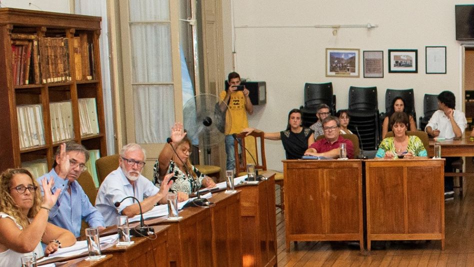 La iniciativa de los concejales de la UCR, con el acompañamiento del bloque PRO, fue aprobada por unanimidad en el Concejo Deliberante.  NACHO CORREA