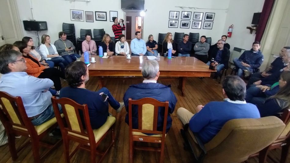Directivos de Fanazul se reunieron con concejales