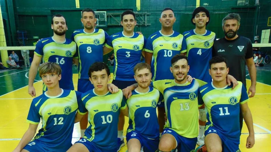  Comenzó el torneo   de primera masculina  