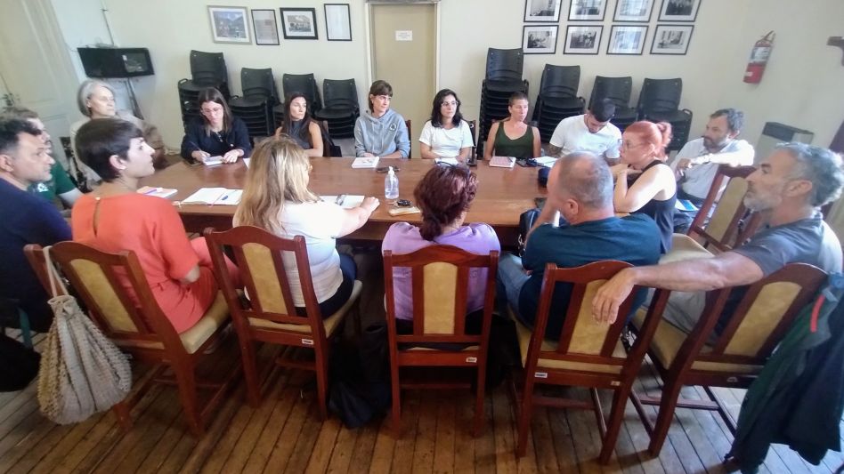 Reunión de la Mesa Intersectorial de Cannabis Medicinal y se ultimaron los detalles del festival que se hará el próximo 22 de abril en conmemoración por el Día Internacional del Cannabis. 