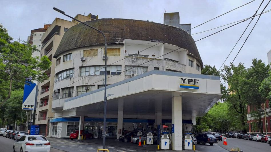 Naftas: el Gobierno y las petroleras acordaron subas del 4% por mes hasta julio