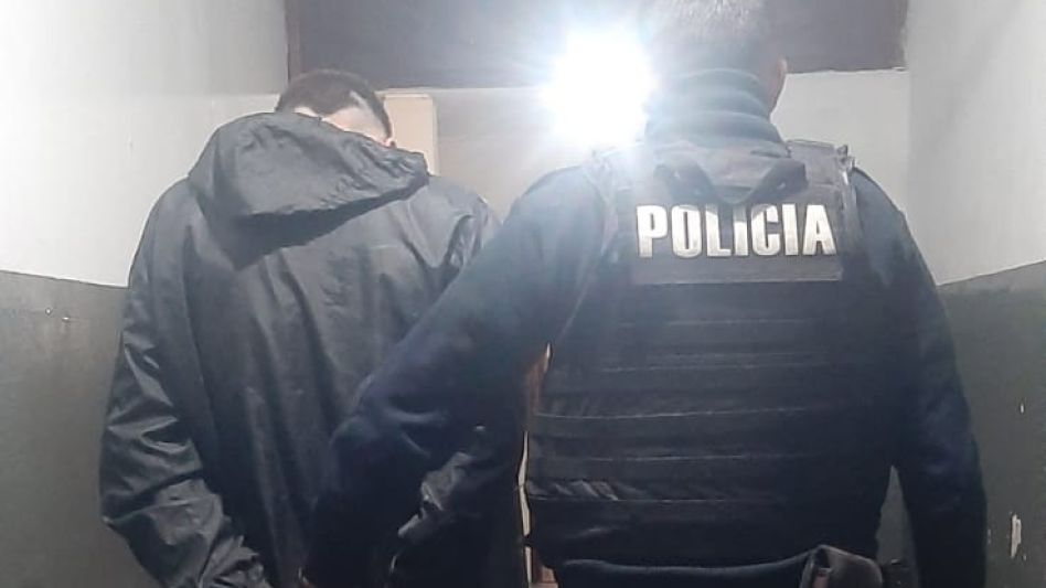 Transitoriamente, luego de que sus aprehensiones fueron convertidas en detenciones, los imputados por este intento de robo permanecían en la comisaría primera local.  