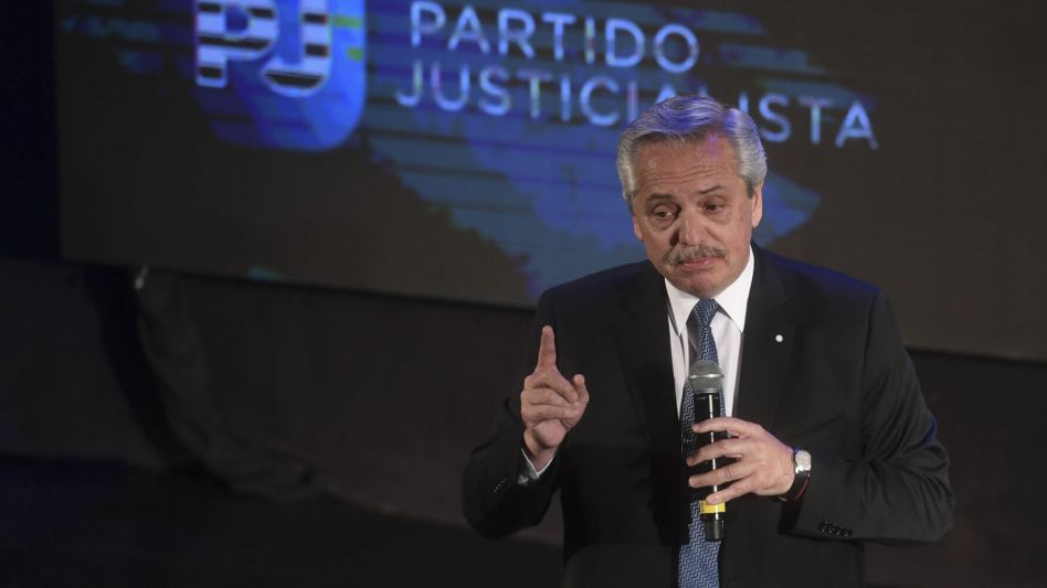 Tras el renunciamiento de Fernández, el PJ realizará un congreso partidario el 16 de mayo