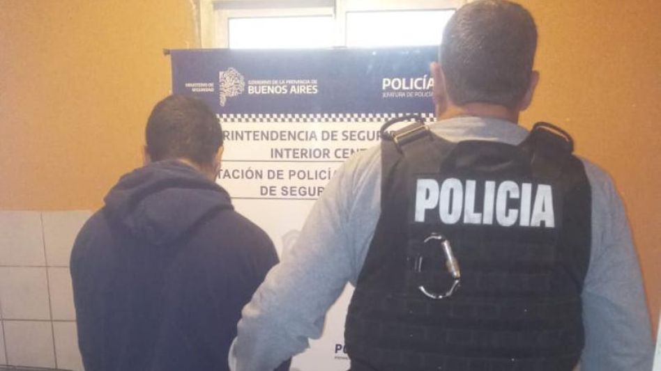 El acusado está en la comisaría primera.  EPDS AZUL/PBA