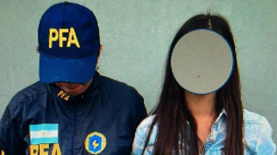Detuvieron a una falsa médica en Neuquén: había robado el título y atendía pacientes a domicilio